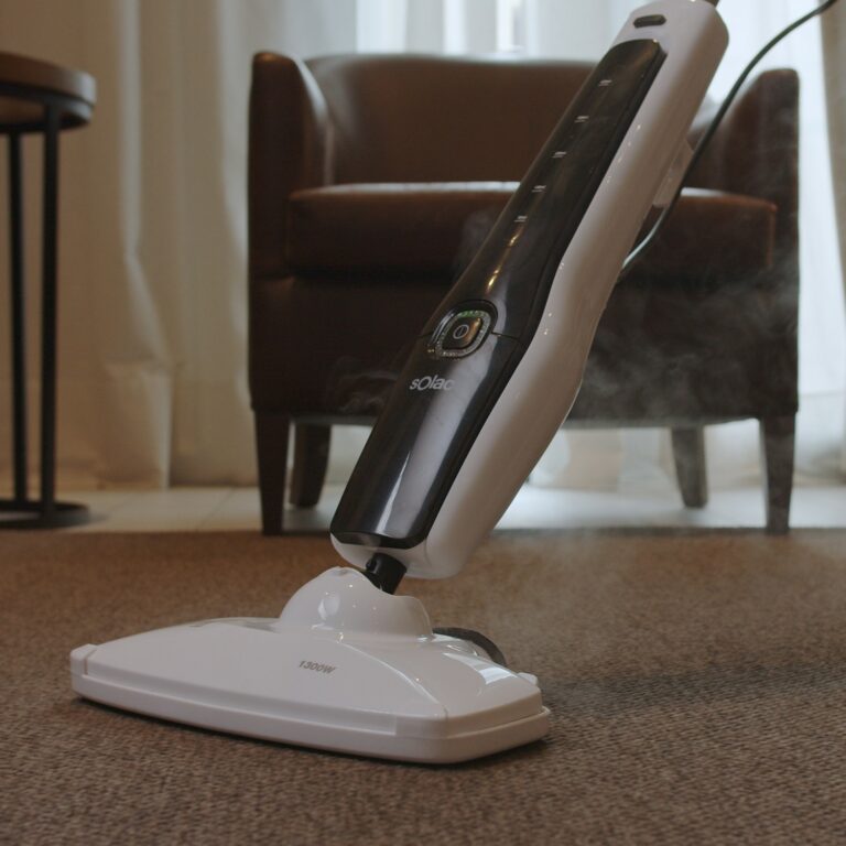 SOLAC STEAM CLEANING MACHINE MV1501 ref E-4888