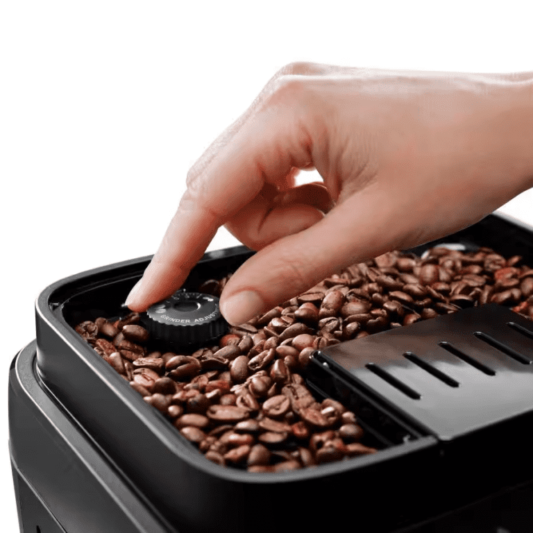 Máquina de Café Automática DeLonghi Magnifica Evo ref E-8751