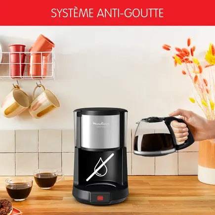 Máquina de Café KRUPS Nespresso Essenza Mini Preta ref T-44035492