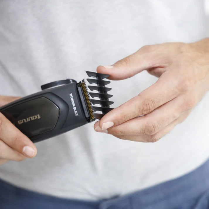 TAURUS HAIR CLIPPER MYTHS AVANT 6W | ref E-4860